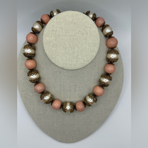 CAROLEE Pinkish Coral Faux Pearl Gold-tone Necklace NWT Nordstrom - Picture 4 of 5